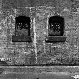 Four eyes in two windows – Huston, Texas, 1983